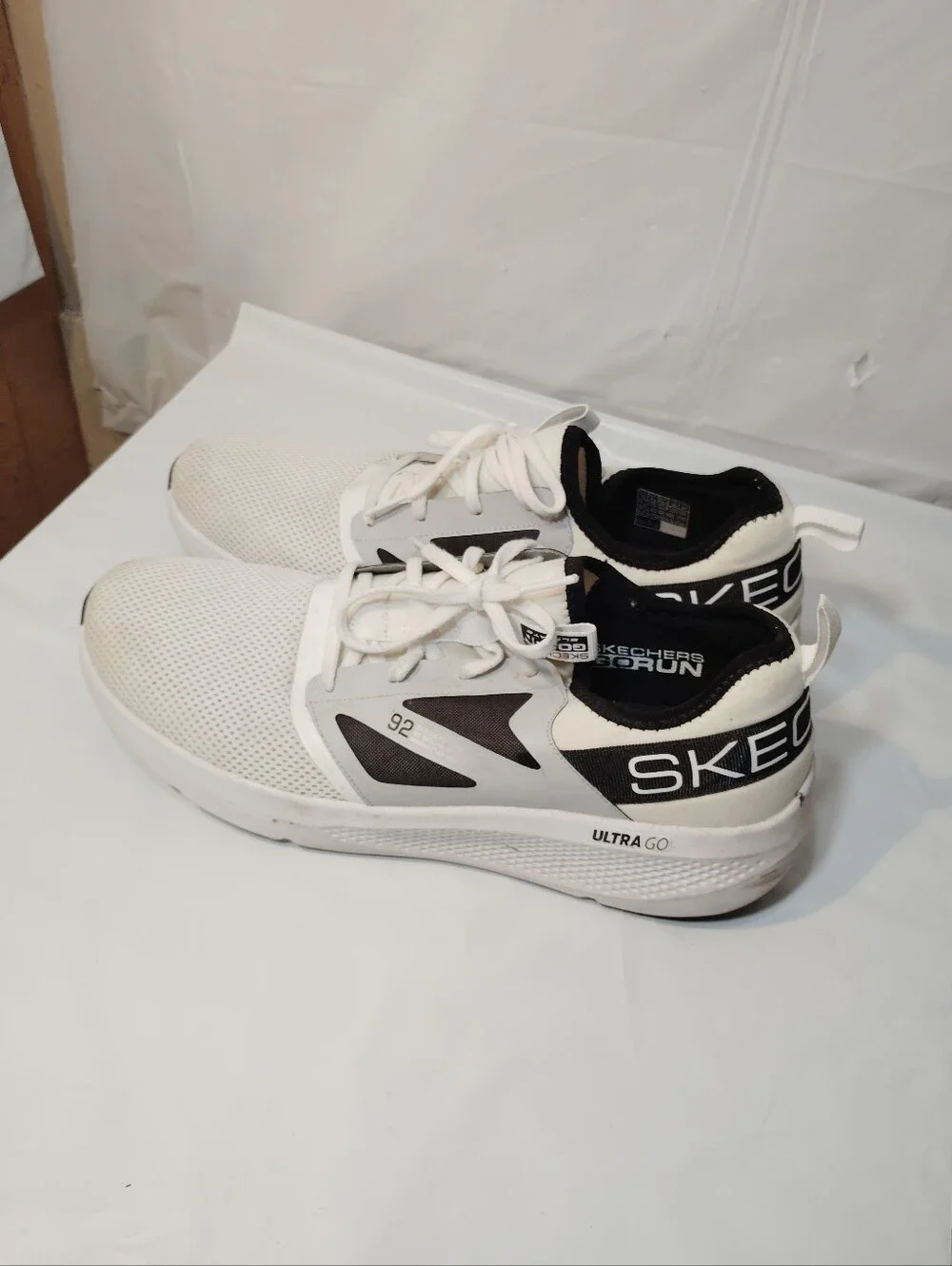 Sketchers Men's Shoes Size 12